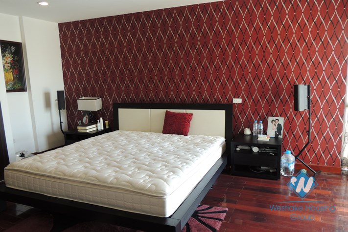 Nice penthouse available for rent in Cau Giay district, Hanoi